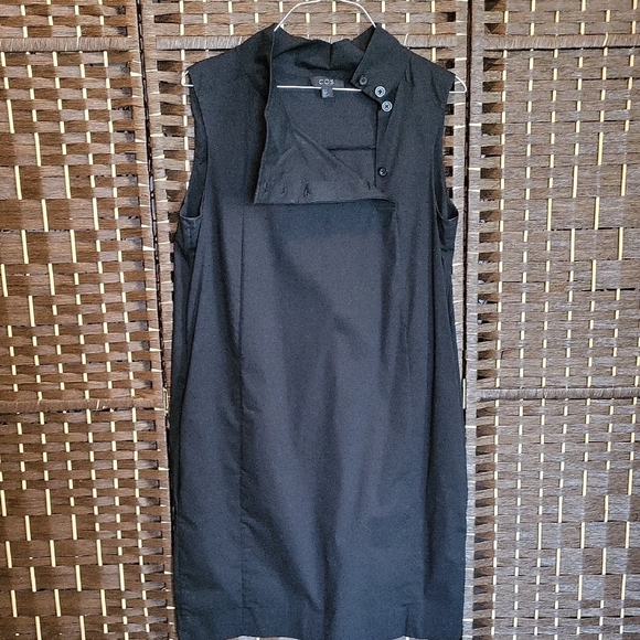 COS Sleeveless Black Mini Dress - Picture 4 of 7